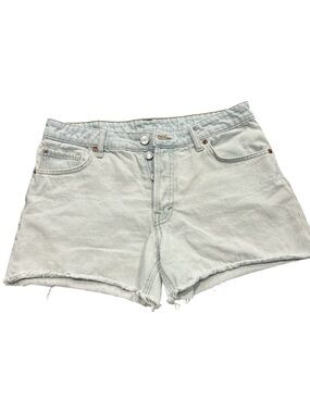 H&M Light Wash Denim Cutoff Shorts Women’s Frayed Hem Jean Shorts size 4